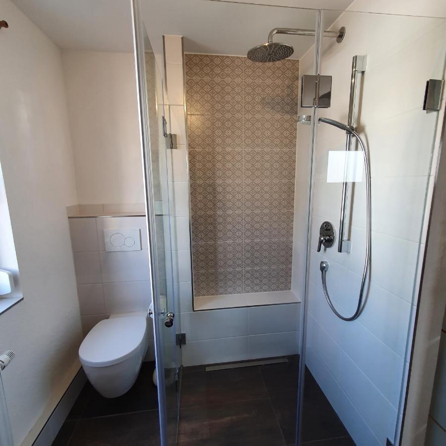 Alte Backstube - Ferienwohnung Huettenstube Und Ferienzimmer Auszeit Erkenbrechtsweiler Екстериор снимка
