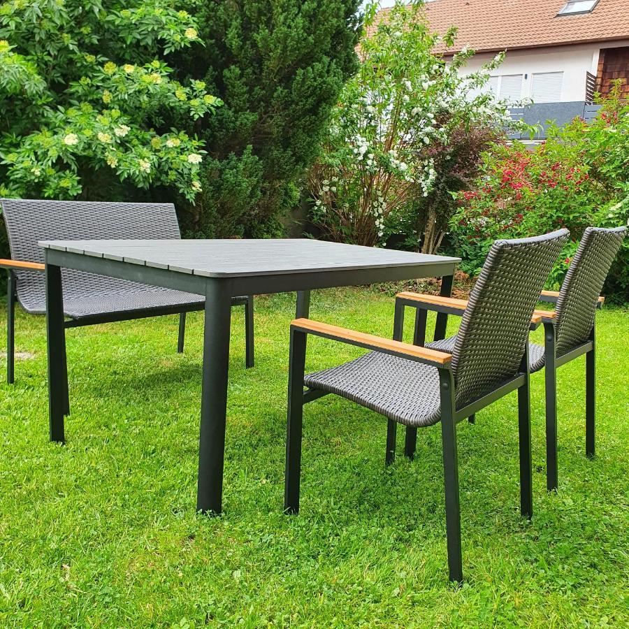 Alte Backstube - Ferienwohnung Huettenstube Und Ferienzimmer Auszeit Erkenbrechtsweiler Екстериор снимка
